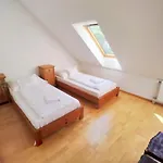 Apartman Jackfall és *