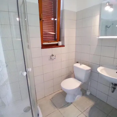 Jackfall és Apartamento Kisjakabfalva