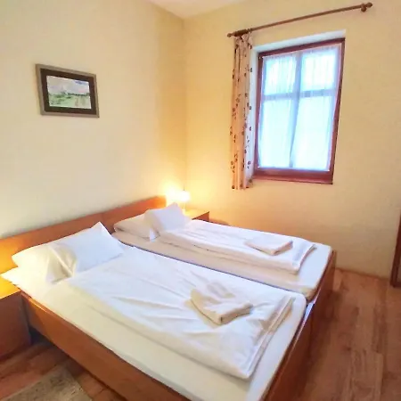 Jackfall és Apartamento