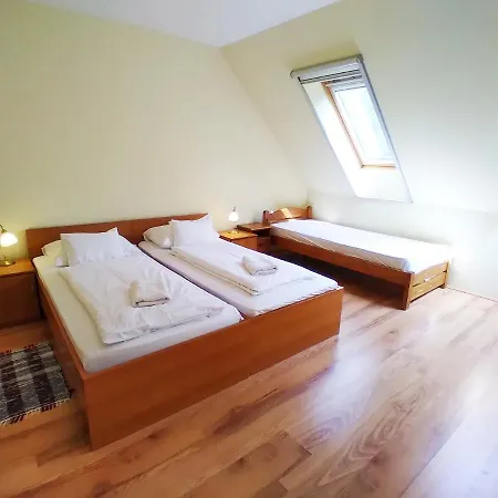 Jackfall és Apartamento Kisjakabfalva