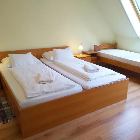 Apartamento Jackfall és Kisjakabfalva