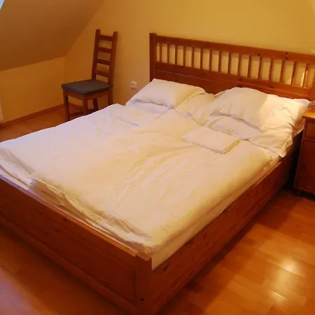 Jackfall és * Kisjakabfalva