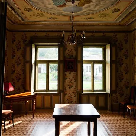 Jackfall és * Kisjakabfalva